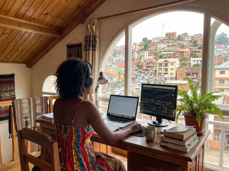 Espace de travail moderne Varkhana Solutions - Bureaux à Antananarivo