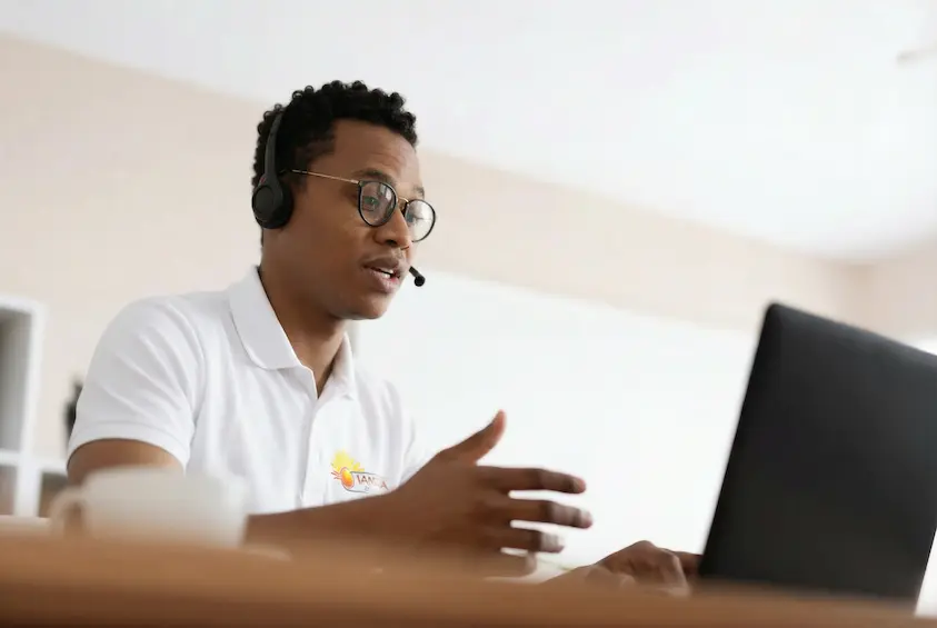 Équipe de direction Varkhana Solutions - Experts en gestion de relation client à Madagascar